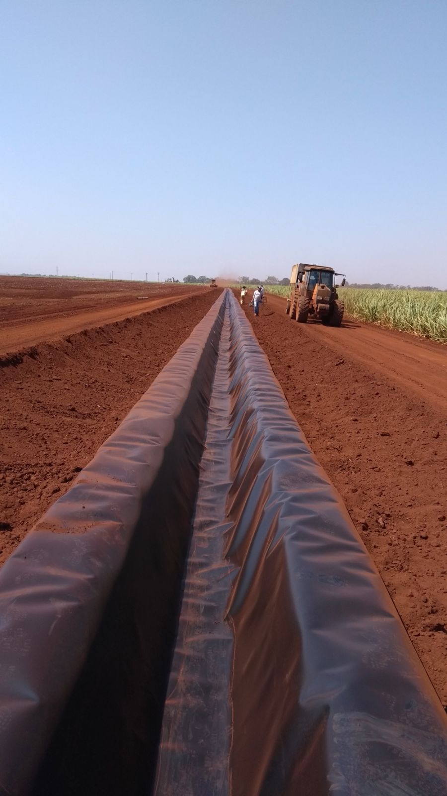 Canal de Vinhaça – Usina Guaíra – Guaíra – SP — foto 5